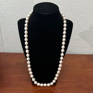 Elegant Freshwater Pearl Necklace